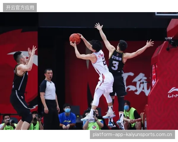 CBA上演史诗级4分违例判罚风波：真相背后谁在操控监察天平？